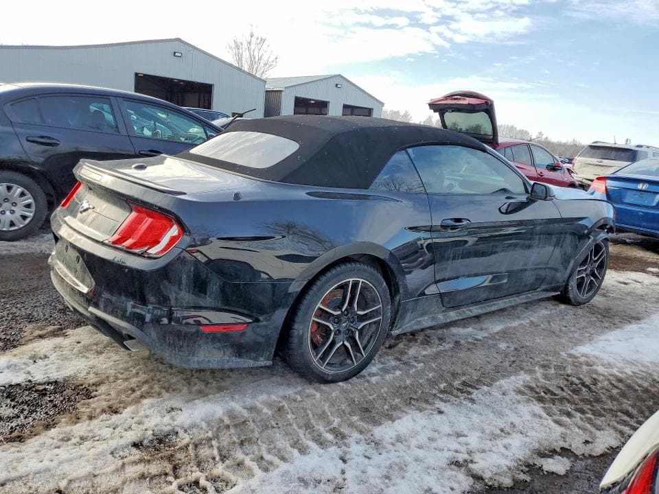 2020 FORD MUSTANG 3