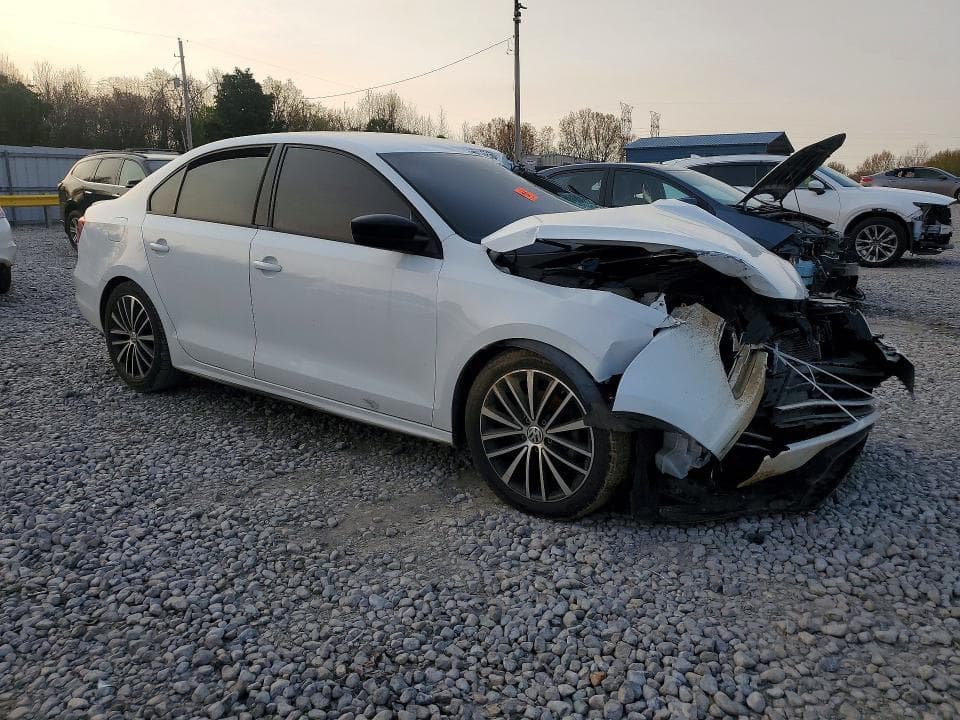 2017 VOLKSWAGEN JETTA SPORT SPORT 4