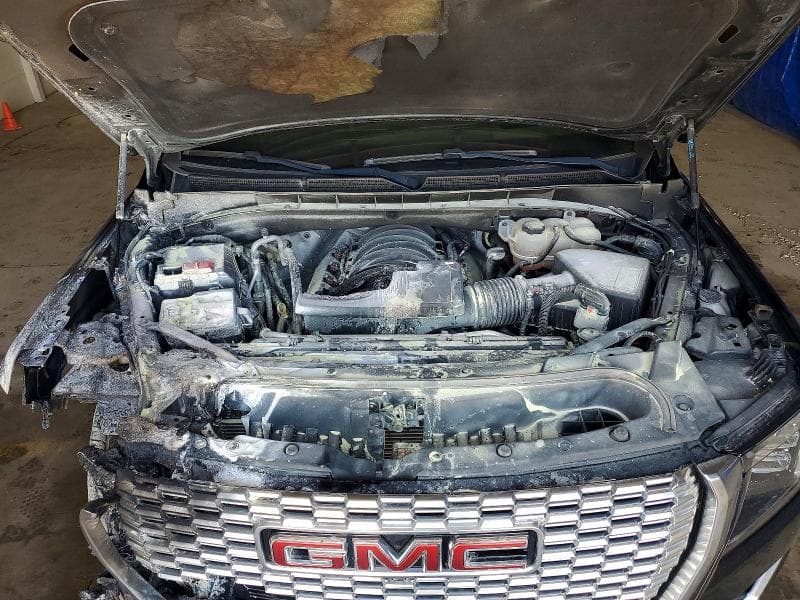 2021 GMC YUKON DENALI 12