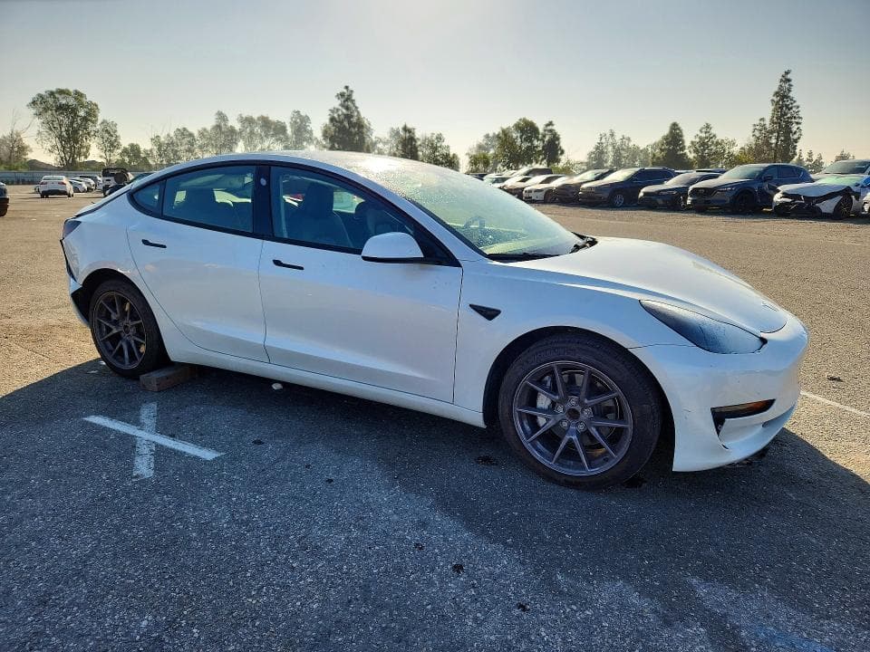 2023 TESLA MODEL 3 4