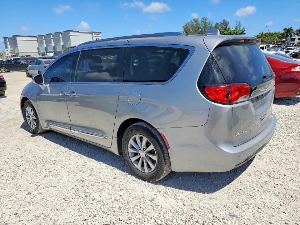 2018 CHRYSLER PACIFICA TOURING L 2