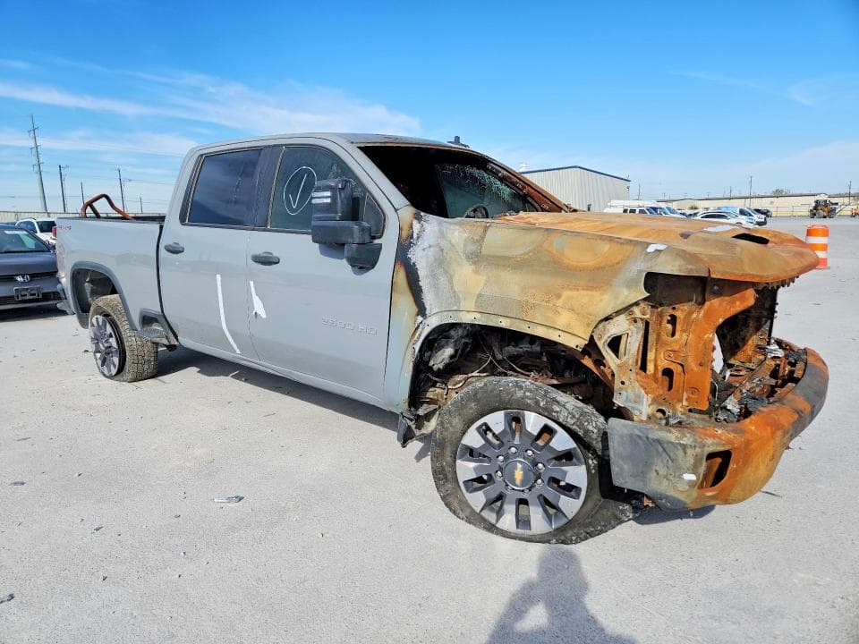 2024 CHEVROLET SILVERADO K2500 CUSTOM 4