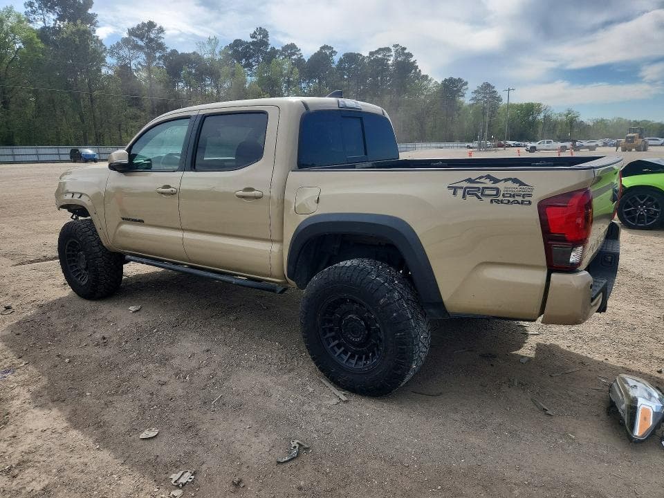 2018 TOYOTA TACOMA SR V6 2