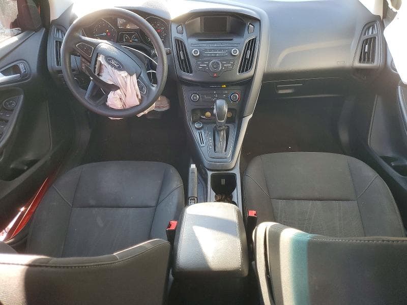 2017 FORD FOCUS SE 8