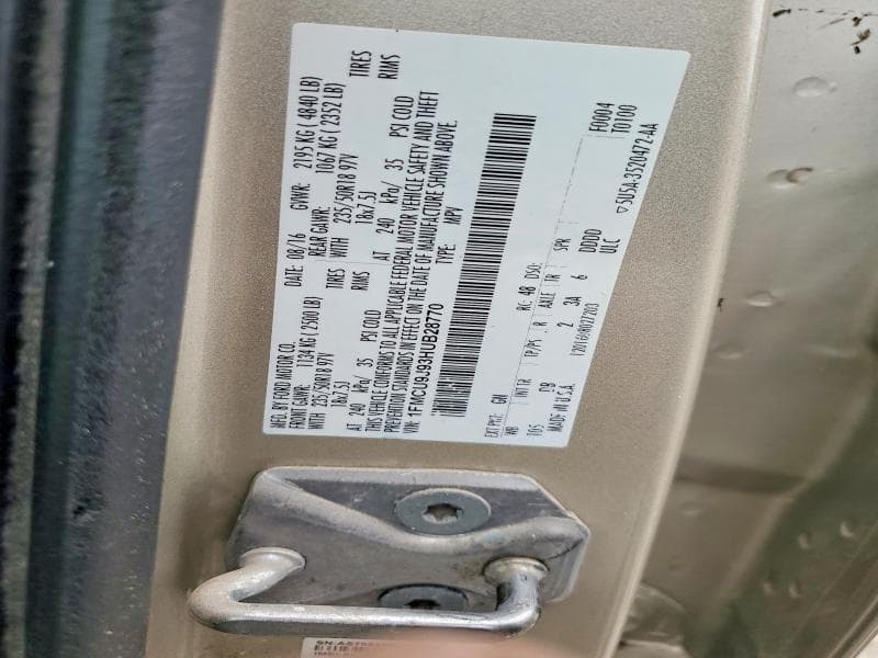 2017 FORD ESCAPE TITANIUM 12