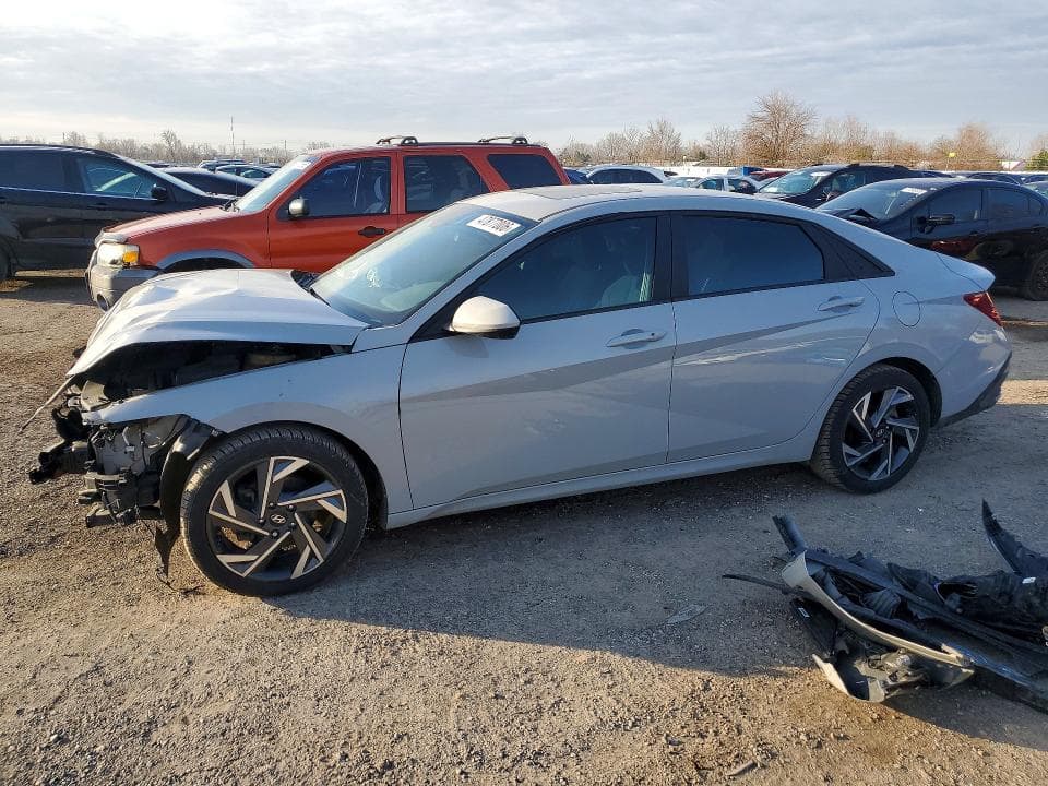 2024 HYUNDAI ELANTRA SEL - 1
