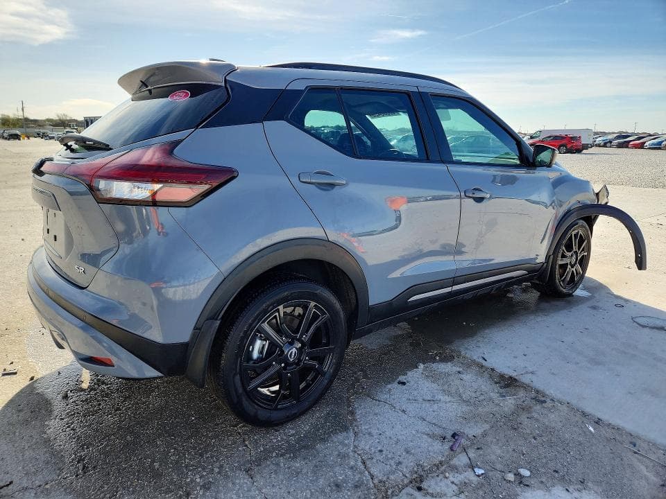 2024 NISSAN KICKS SR 3
