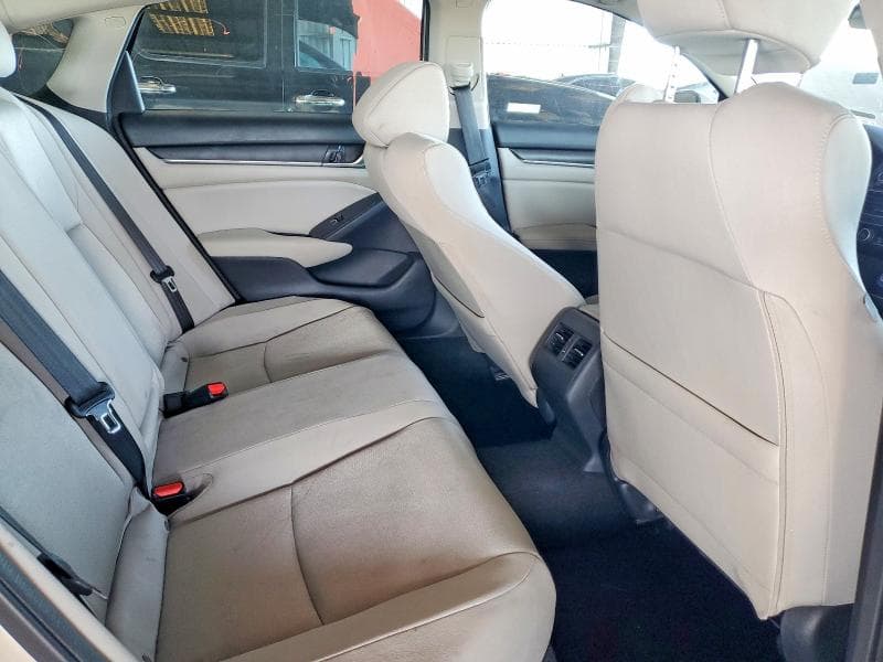 2018 HONDA ACCORD EX 10