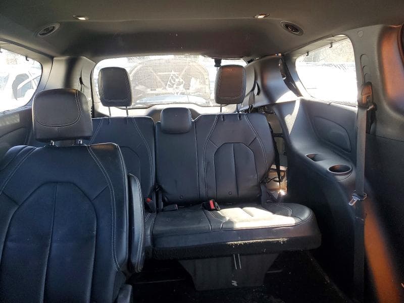 2019 CHRYSLER PACIFICA TOURING L 10