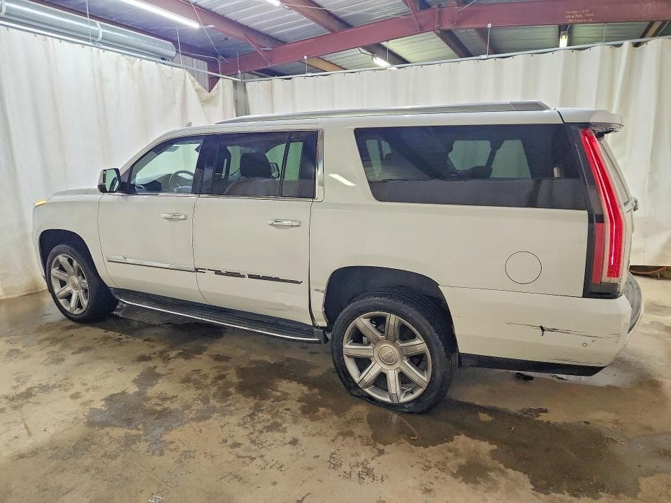 2017 CADILLAC ESCALADE ESV LUXURY 2
