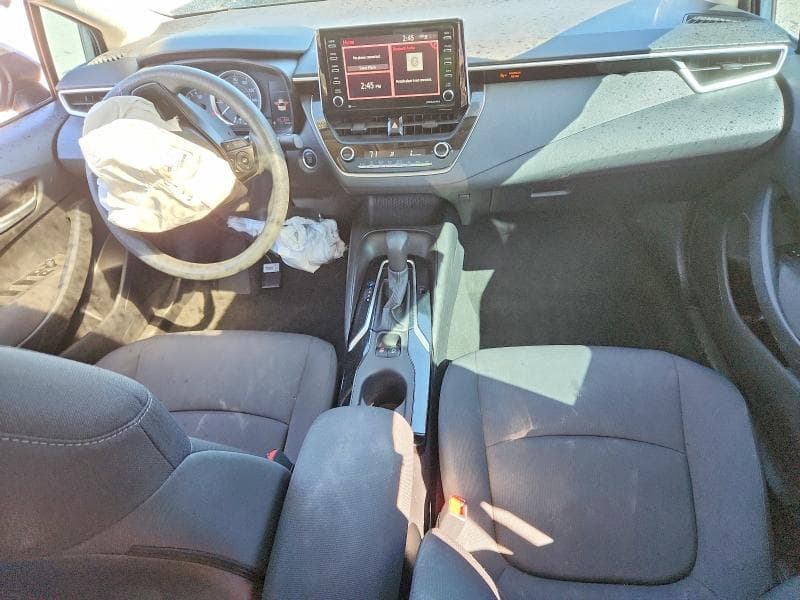 2021 TOYOTA COROLLA LE 8