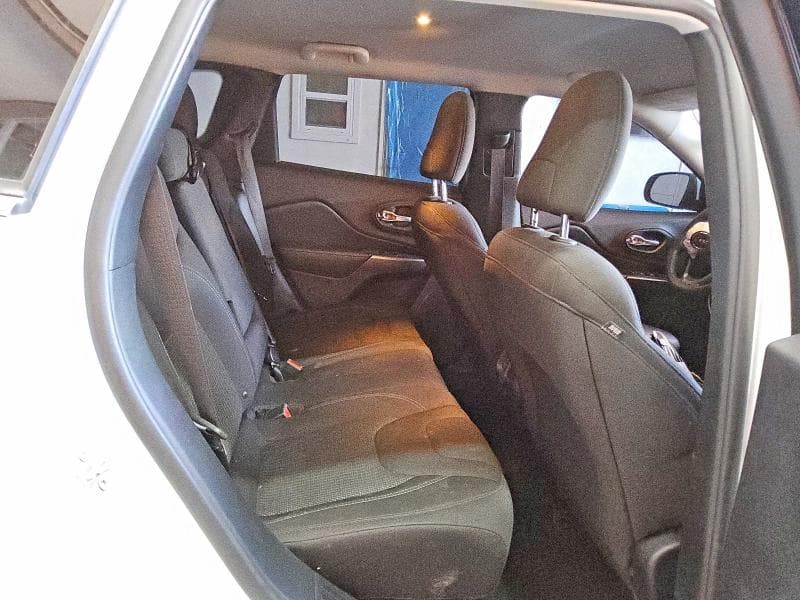 2019 JEEP CHEROKEE LATITUDE 11