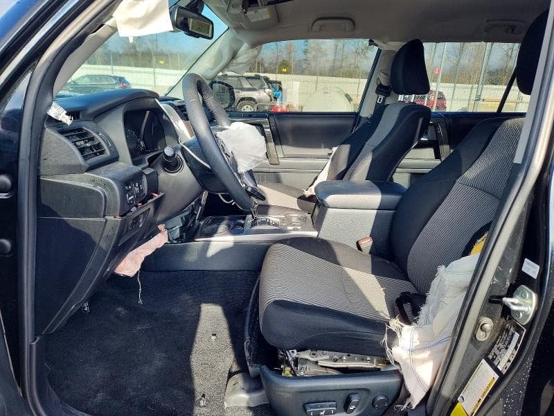 2023 TOYOTA 4RUNNER SR5 7