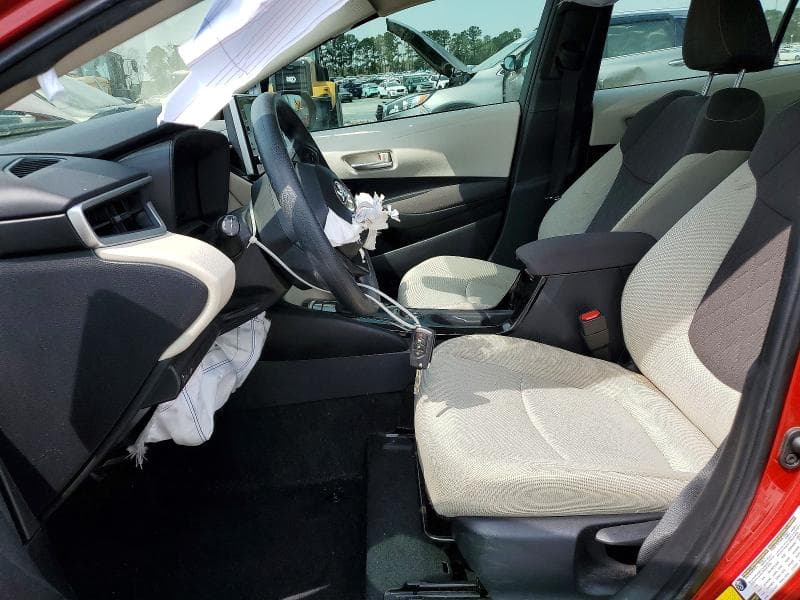 2021 TOYOTA COROLLA LE 7