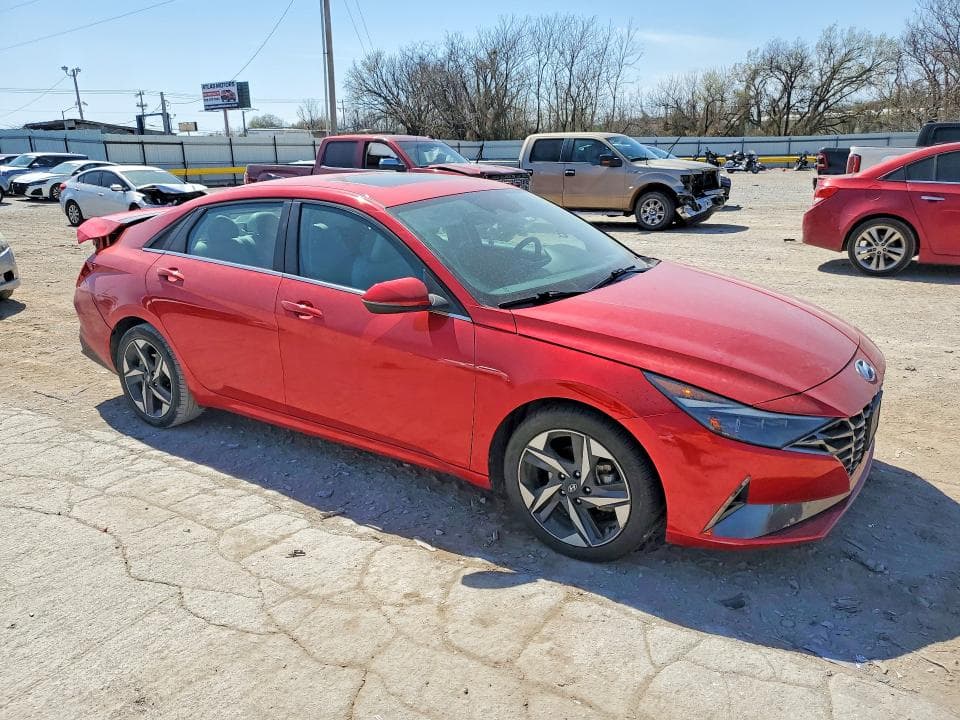 2023 HYUNDAI ELANTRA 4