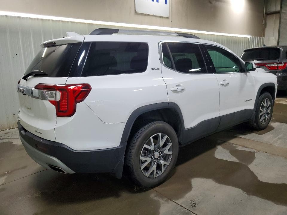 2023 GMC ACADIA SLE 3
