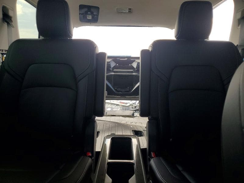 2025 NISSAN PATHFINDER SL 10