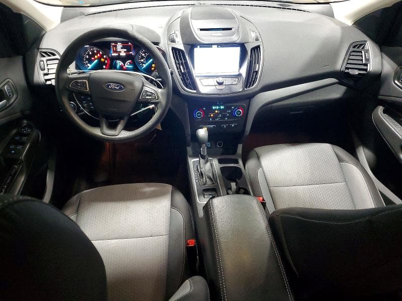 2017 FORD ESCAPE SE 8