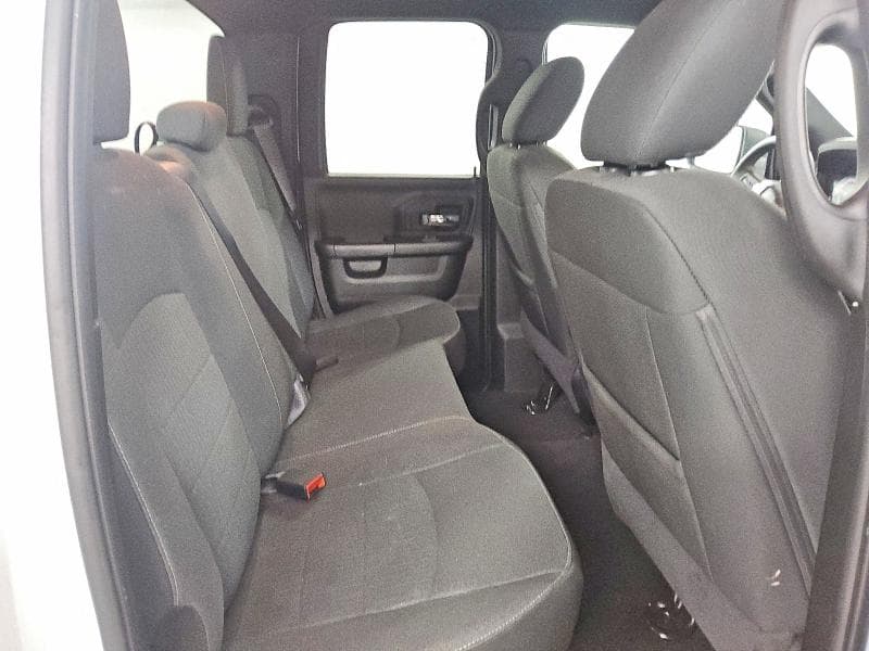 2021 RAM 1500 CLASSIC SLT 10
