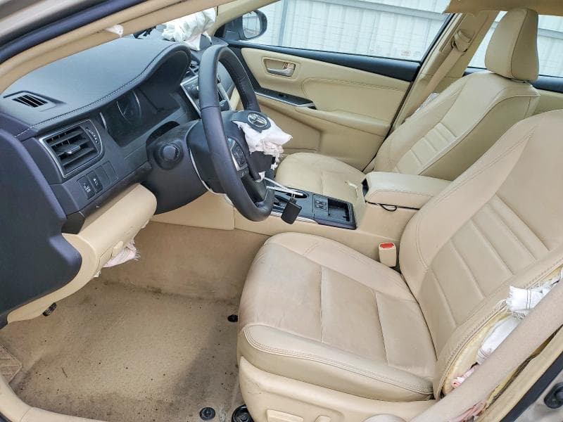 2017 TOYOTA CAMRY XLE V6 7