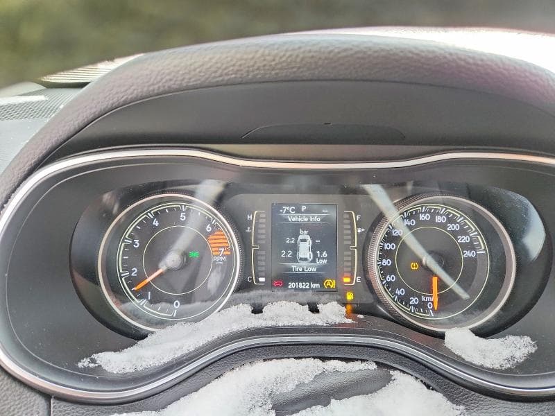 2019 JEEP CHEROKEE LATITUDE 9