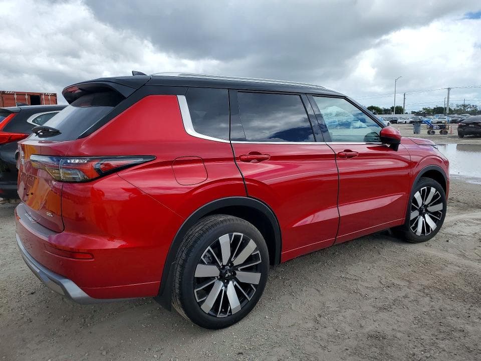 2025 MITSUBISHI OUTLANDER SEL 3