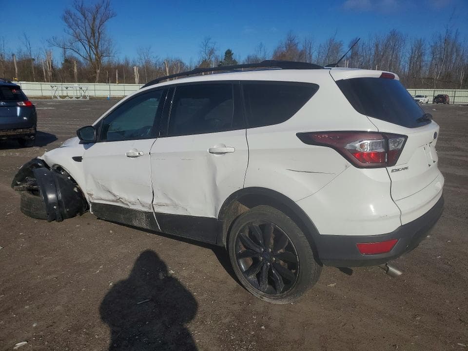 2017 FORD ESCAPE SE 2