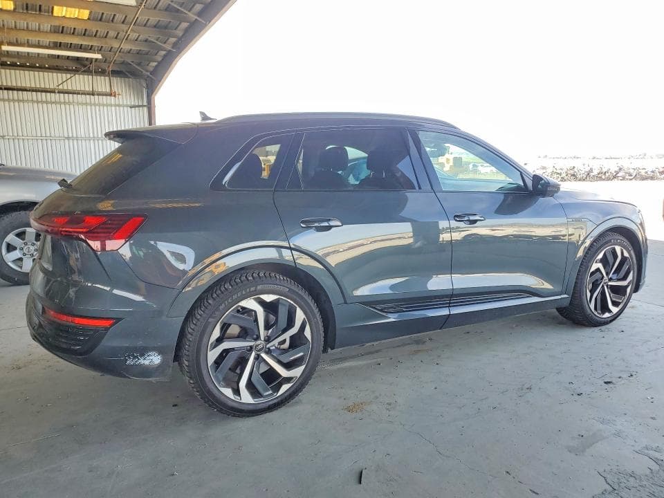 2024 AUDI Q8 E-TRON PREMIUM PLUS 3