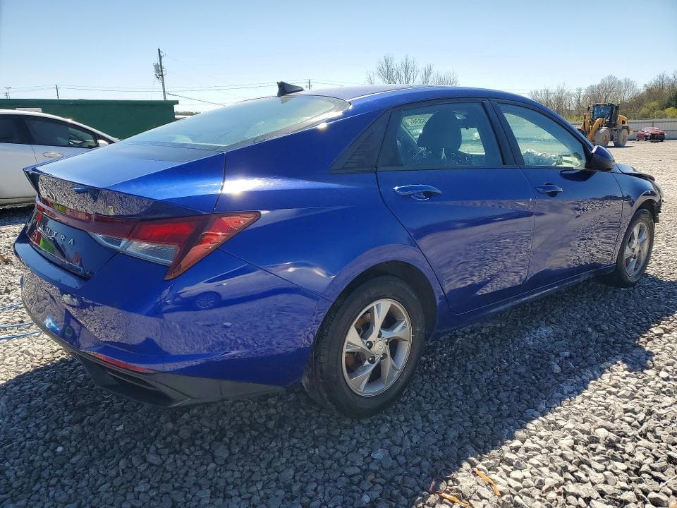 2021 HYUNDAI ELANTRA SE 3