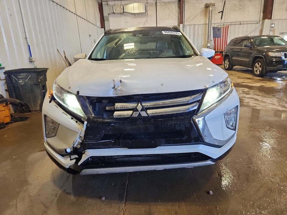 2018 MITSUBISHI ECLIPSE CROSS SE 5