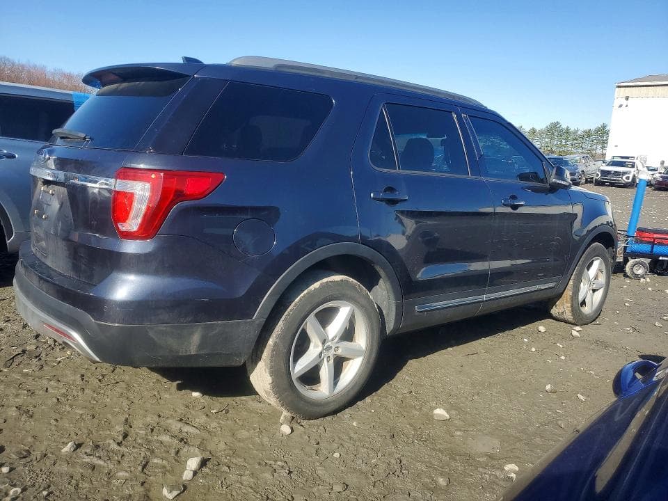 2017 FORD EXPLORER XLT 3