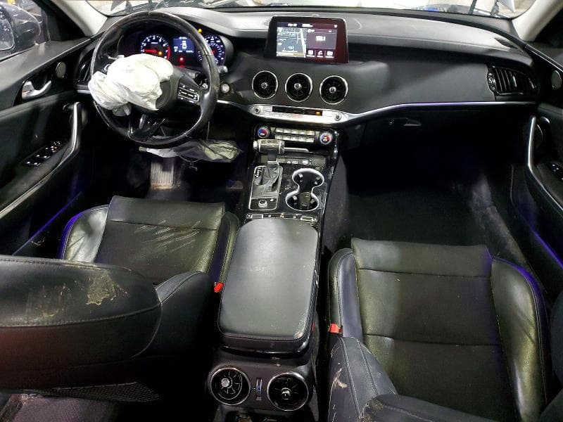 2019 KIA STINGER BASE 8