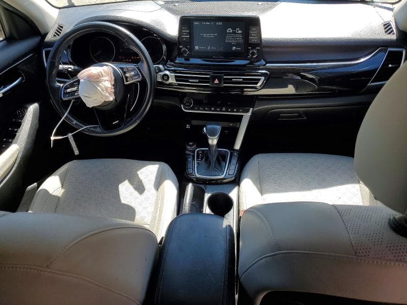 2021 KIA SELTOS EX 8