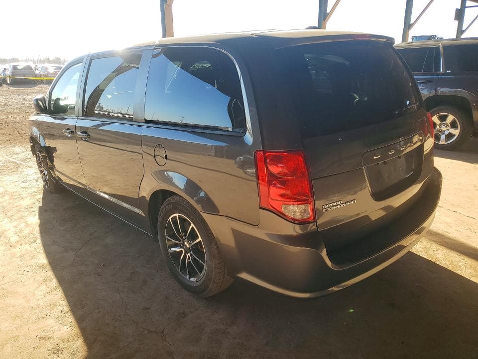 2018 DODGE GRAND CARAVAN SE 2