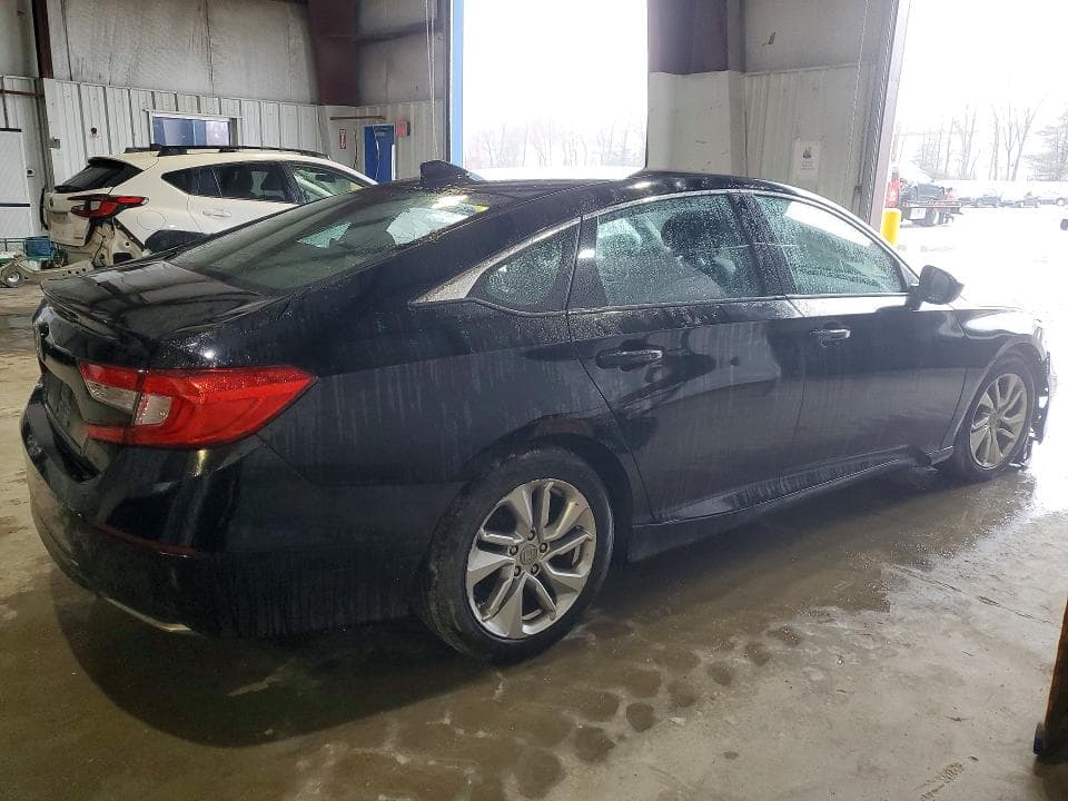 2018 HONDA ACCORD LX 3