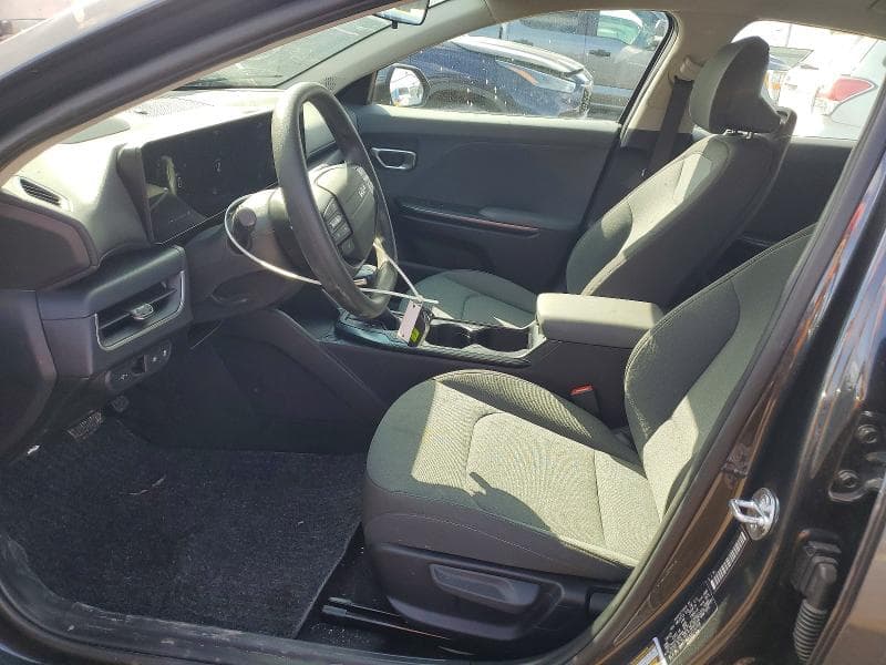 2025 KIA K4 LXS 7