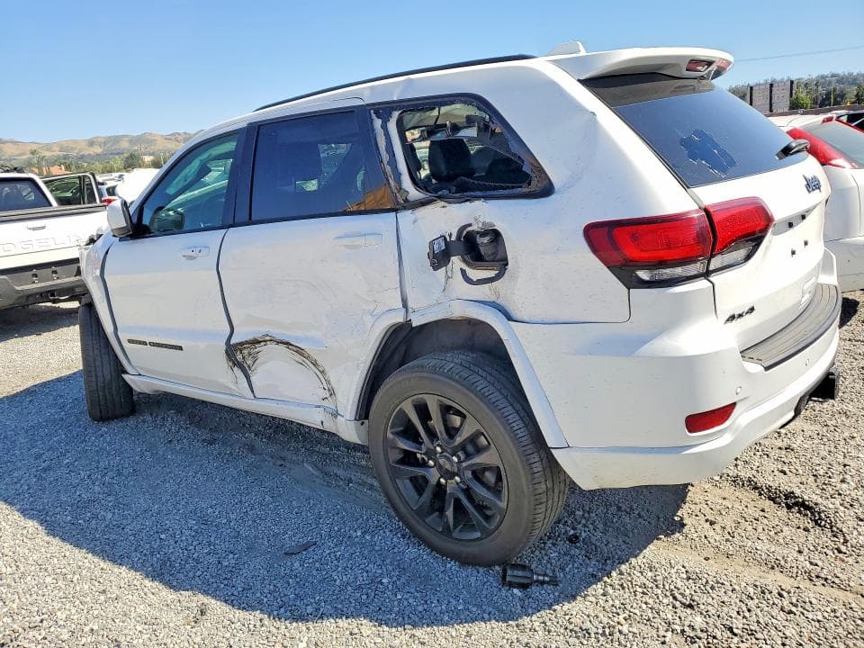 2021 JEEP GRAND CHEROKEE LAREDO 2