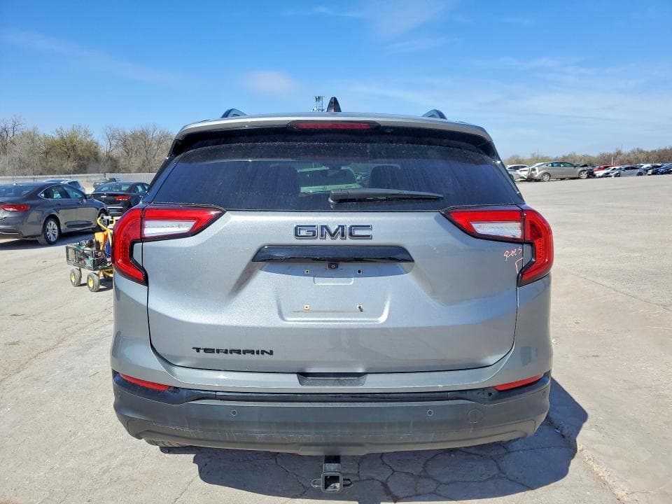 2023 GMC TERRAIN SLT 6