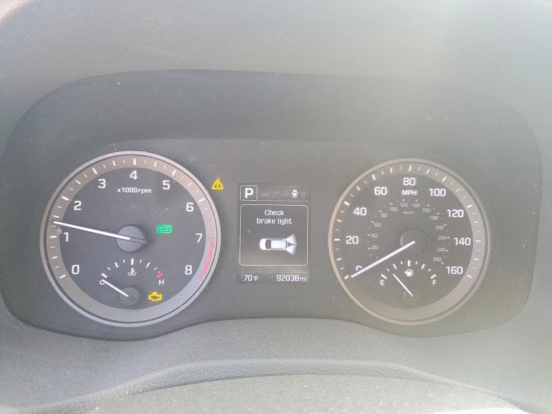 2017 HYUNDAI TUCSON SE PLUS 9