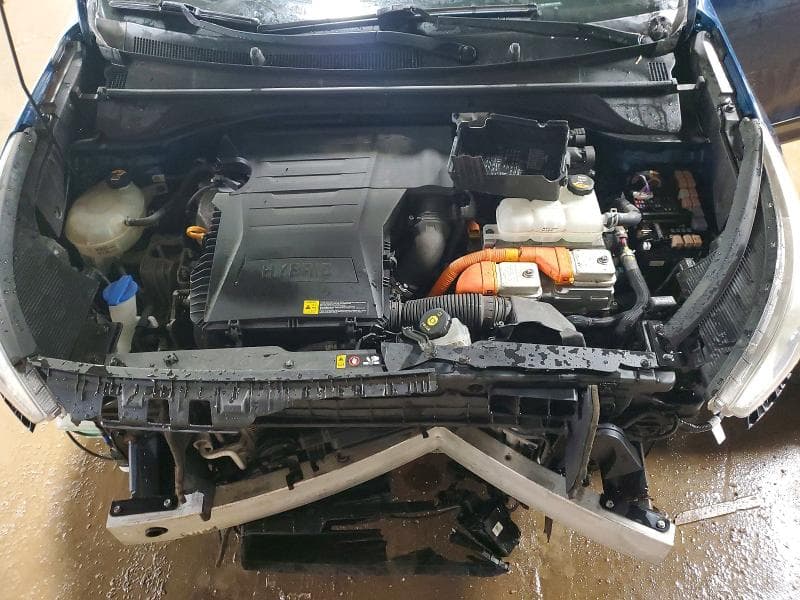 2018 KIA NIRO LX 11