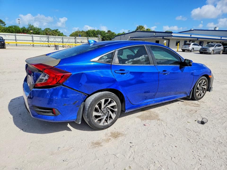 2018 HONDA CIVIC EX 3