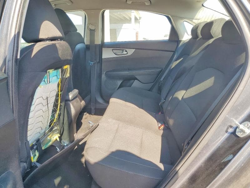 2021 KIA FORTE LXS 10