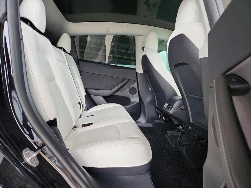 2022 TESLA MODEL Y 11