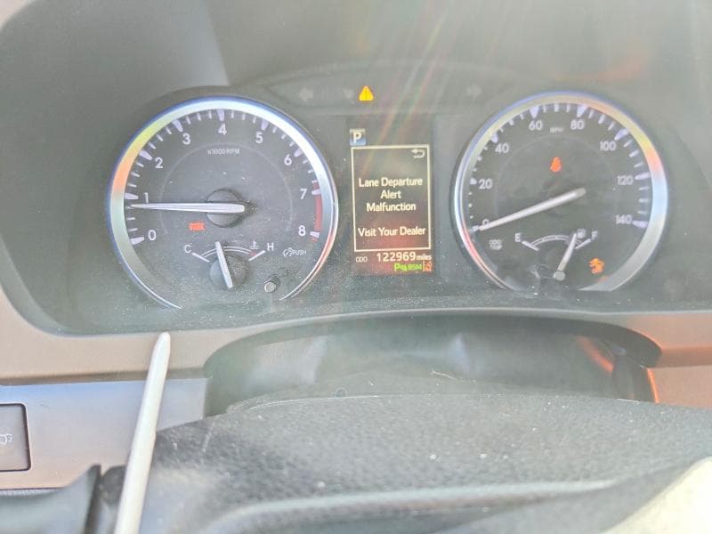 2018 TOYOTA HIGHLANDER LIMITED 9
