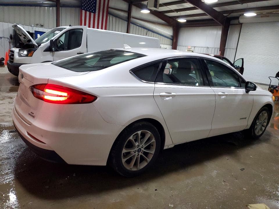 2019 FORD FUSION SE 3