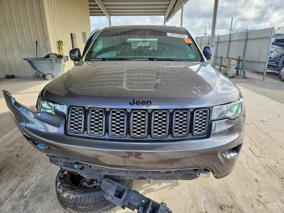 2018 JEEP GRAND CHEROKEE LAREDO 5