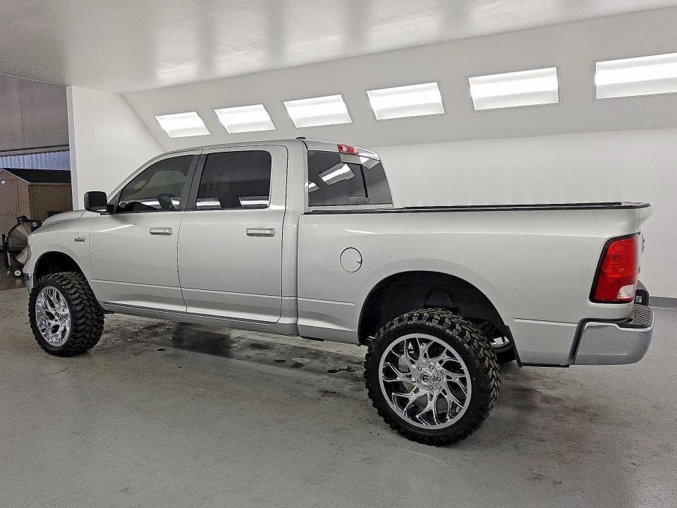 2019 RAM 1500 CLASSIC SLT 2
