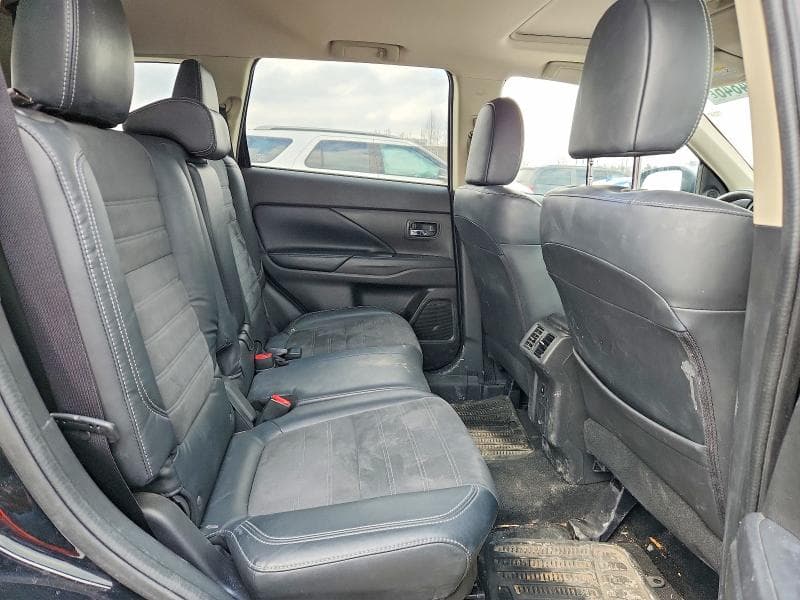 2019 MITSUBISHI OUTLANDER ES 11