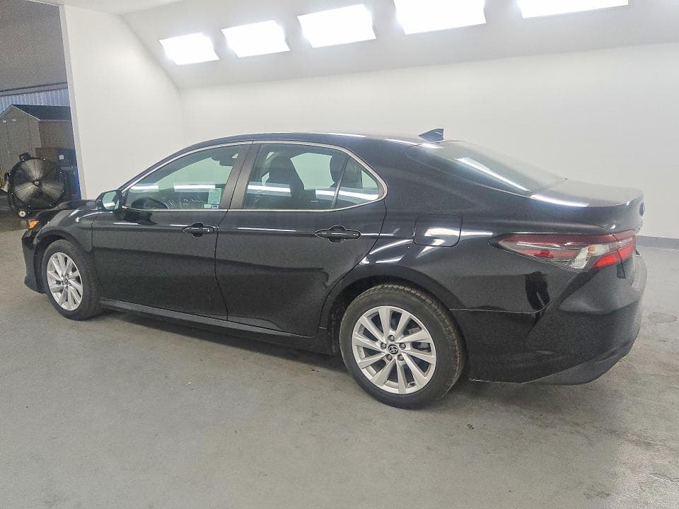 2021 TOYOTA CAMRY LE 2