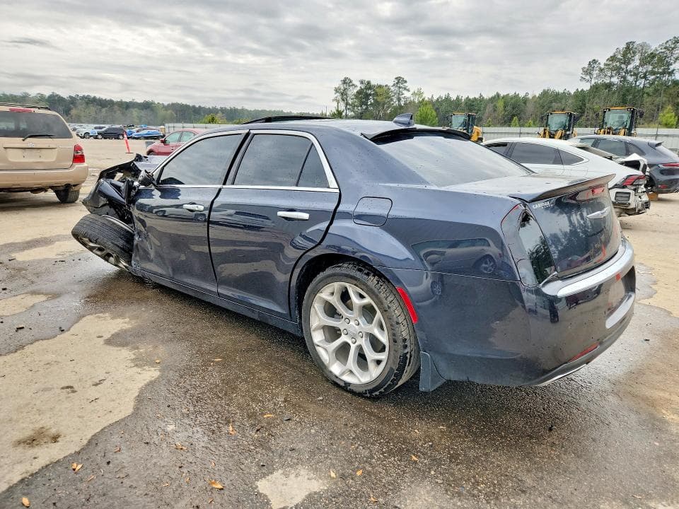 2018 CHRYSLER 300C 2